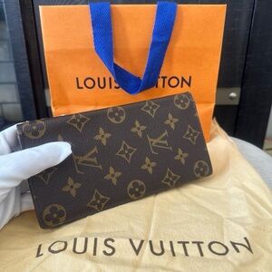 Louis Vuitton Brown and Tan Monogram Card Holder
